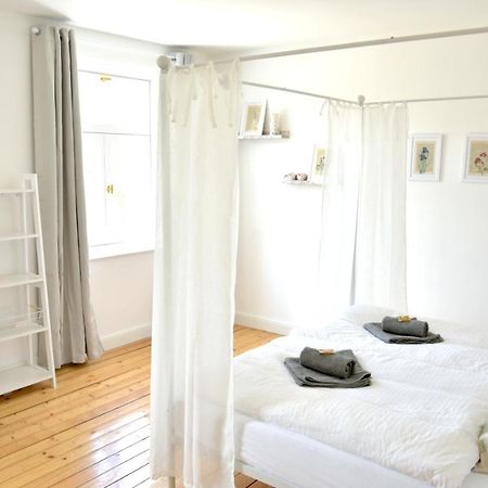 White Midsommar - Stilvolle Wohnung, 3 Schlafzimmer, Wohnzimmer, Kueche 兰茨胡特 外观 照片